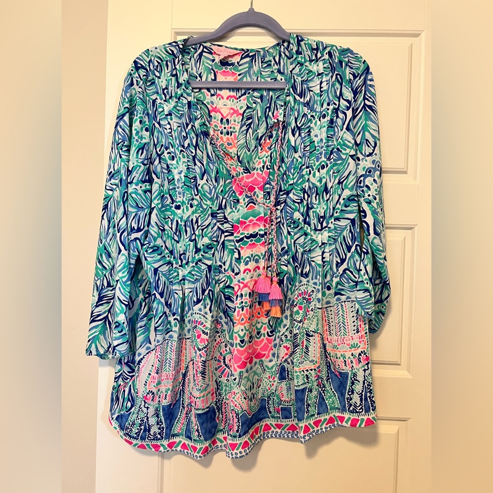 EUC size large Lilly Pulitzer top